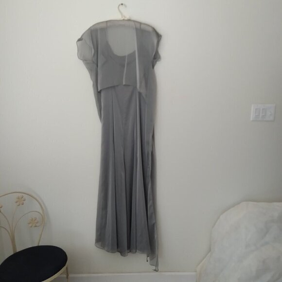 Pearl Grey Chiffon Slip Gown with Flowy Chiffon Floor Length Bolero Shawl  Sz8 - Picture 3 of 13